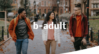 Foto van 3 jongvolwassenen met opschrift 'b-adult'